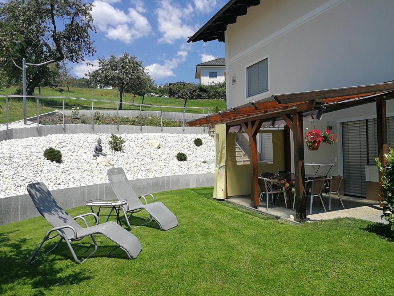 Ferienwohnungen Oranhof Velden am Wörthersee Dış mekan fotoğraf